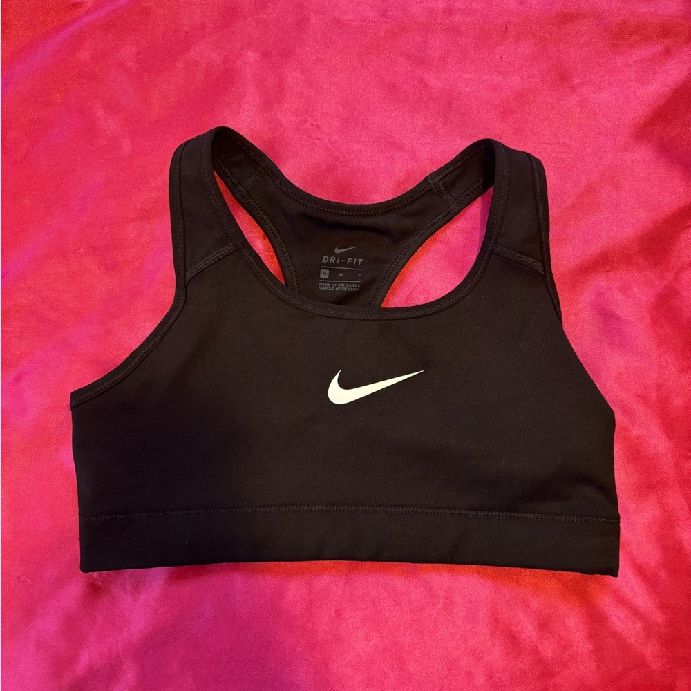 Nike Black Sports Bra with Racerback and Moisture-Wicking Fabric